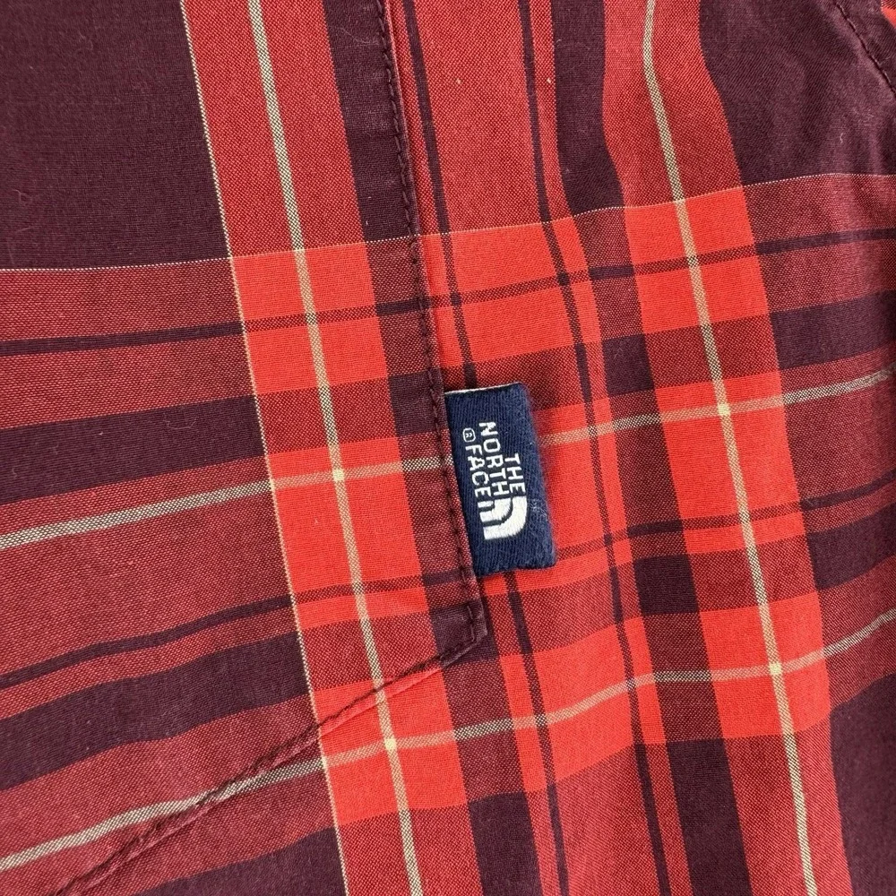 The North Face Long Sleeve Vented Button‎ Up Shirt Mens XL